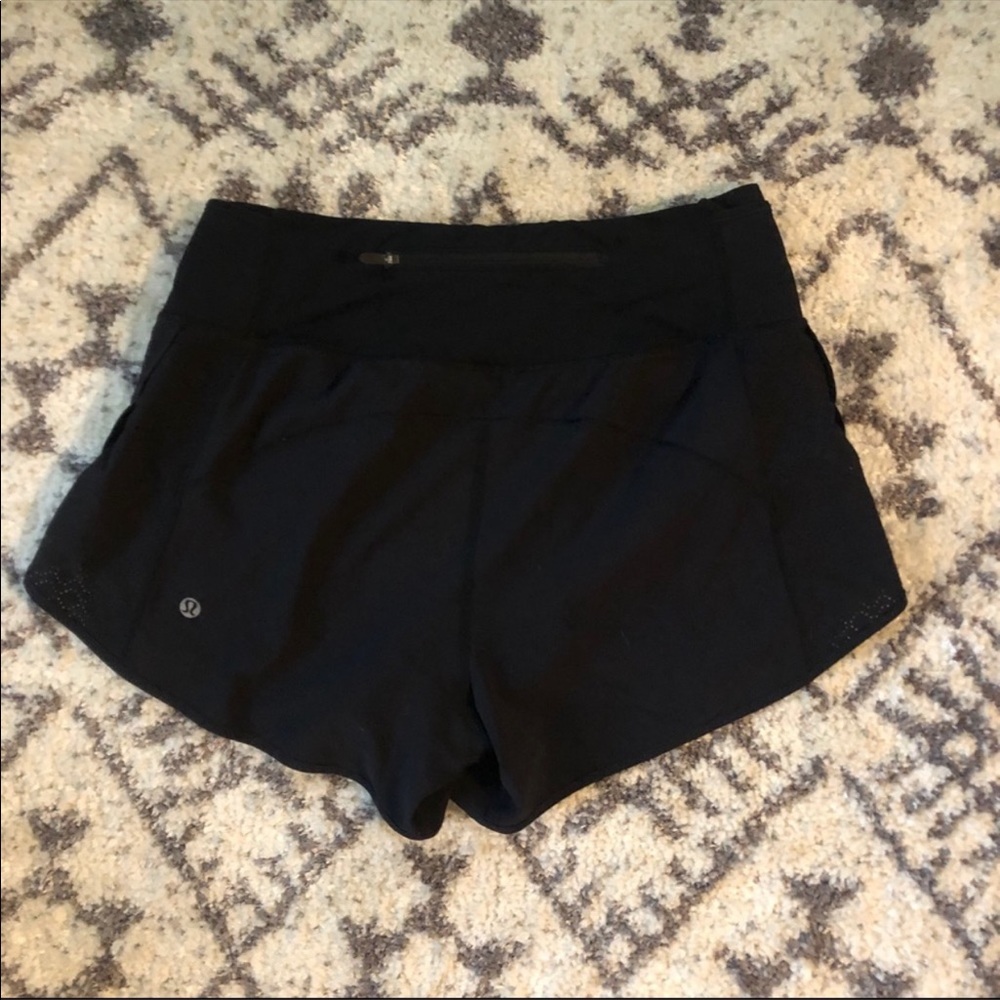 🍋Lululemon real quick running shorts